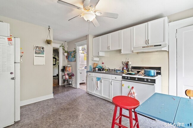 Photo - 255 W Elm St Unit 3
