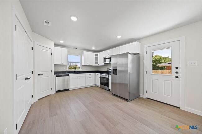 Photo - 602 S 18th St