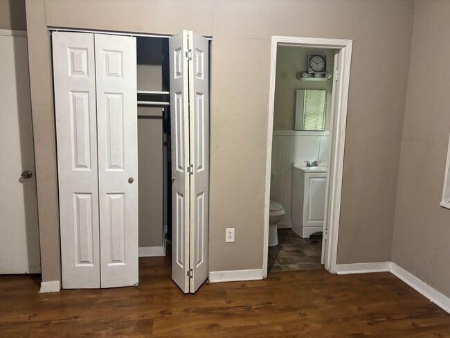 Photo - 3084 Oak Forest Dr