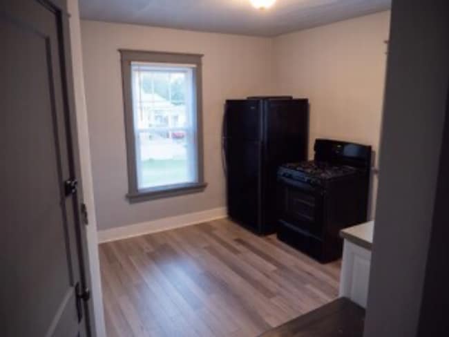 Photo - 7818 Weil Ave Unit A