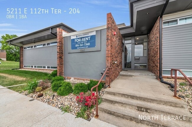 Building Photo - 5211 E 112 Terrace Unit 204 Rental