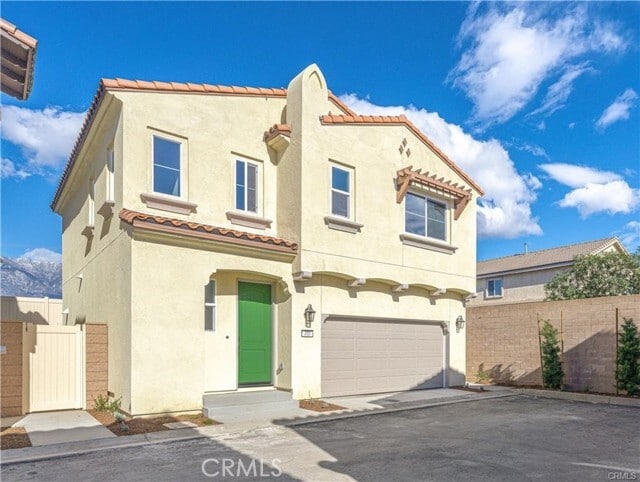 466 Meyer Pl