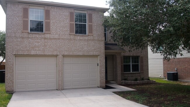 Building Photo - 3933 Brook Hollow Dr