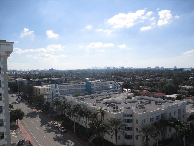 Building Photo - 9201 Collins Ave Unit 1021