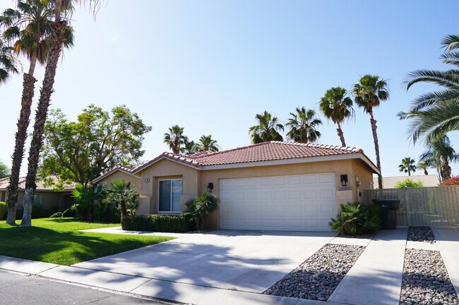 Building Photo - 81367 Avenida Camelia