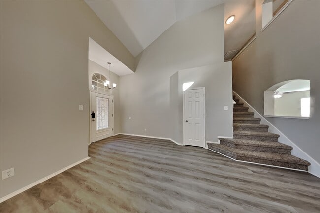 Photo - 10319 Pony Express Rd