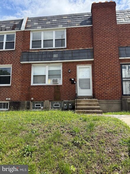 Photo - 7122 Clinton Rd Townhome