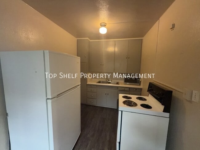 Photo - 2303 E 9th St Unit 4