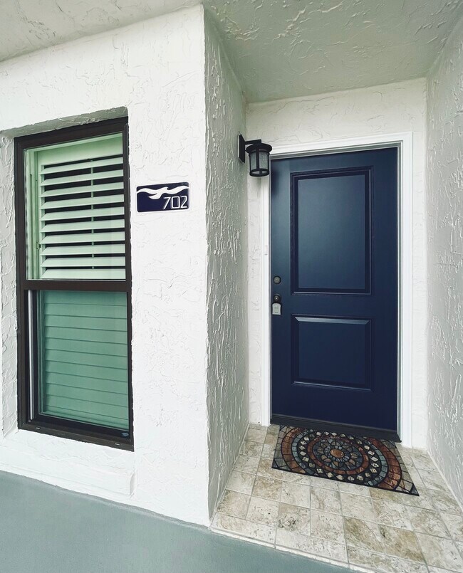 Photo - 275 1st St S Unidad 702