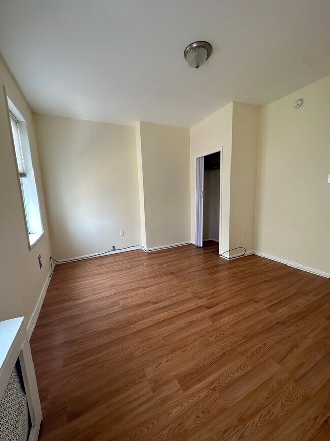 Photo - 1910 S 15th St Unit 3RD FL