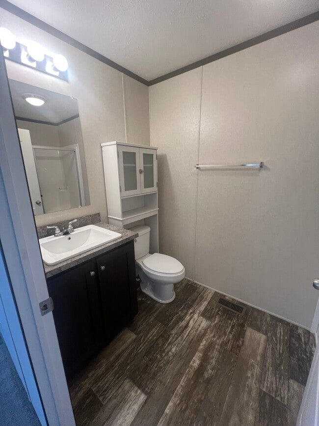 Photo - 130 Shiawassee River Dr