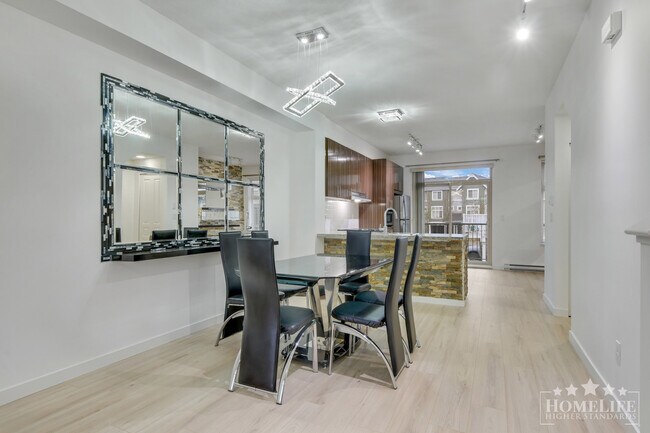 Photo - Stunning 4-Bed, 3-Bath Townhouse in Westerleigh — Modern, Spacious & Family Friendly Unit 49