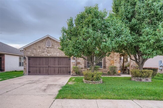 Photo - 1639 Bayland St