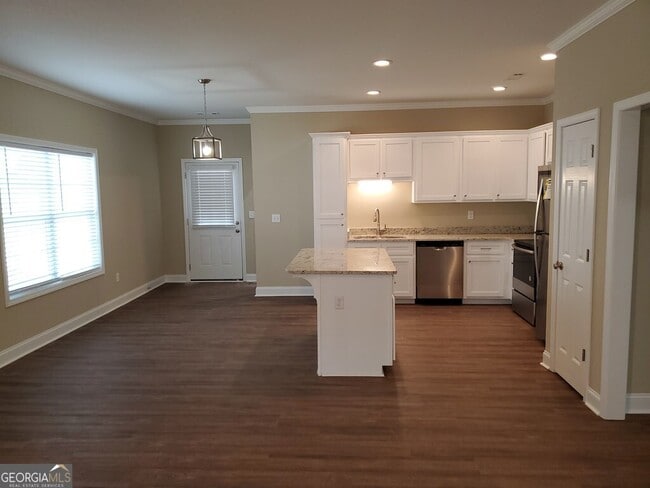 Photo - 115 Pinehurst Ct