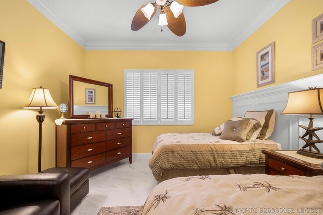 Photo - 8 Harbour Isle Dr E Unit PH05