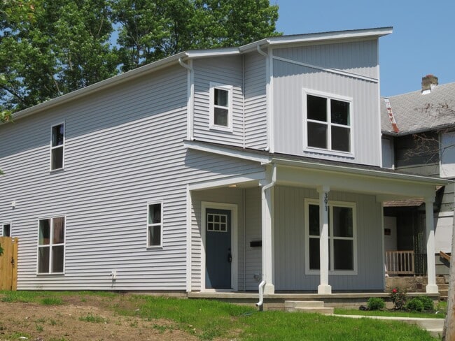 Photo - 391 Brehl Ave