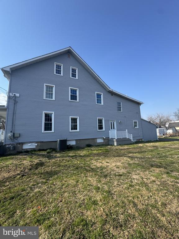 Photo - 332 E Broadway