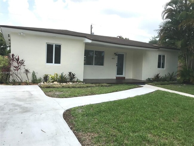 Building Photo - 6851 SW 48th Terrace