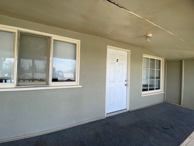155 1/2 North #C