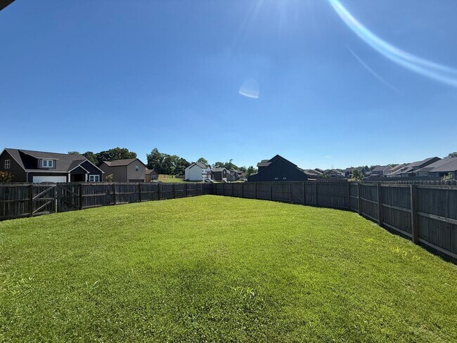1142 Eagle's View Dr