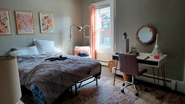 Photo - 65 S 17th St