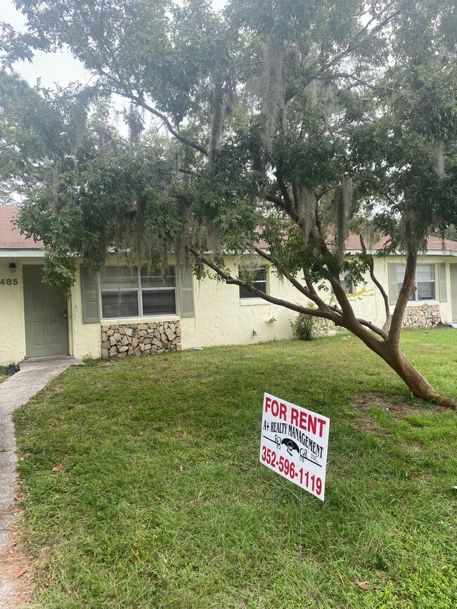 Adorable 2 bedroom 2 bathroom Duplex! - Adorable 2 bedroom 2 bathroom Duplex! House