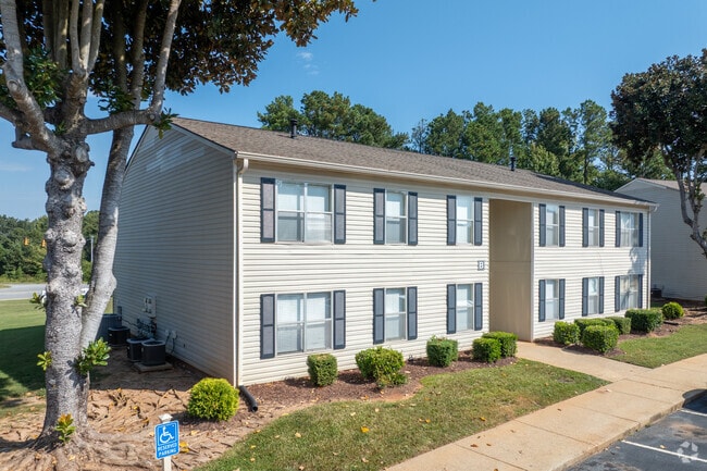 Anderson Crossing Apartments