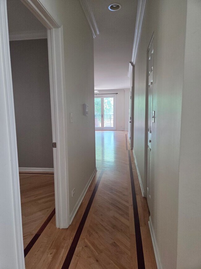 Photo - 2647 W Haddon Ave