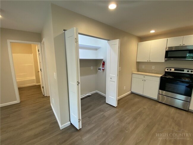 Photo - 233 Majestic Vine Ln