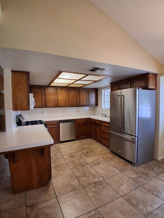 Photo - Charming Well-Maintained 3-Bed Fresno House!