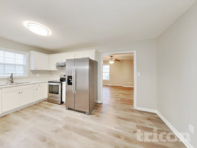 Photo - 701 Avondale Dr