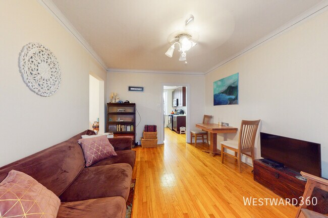 Photo - 7644 N Greenview Ave Unit 1E