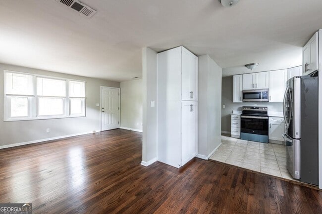 Photo - 3527 Bolfair Dr NW