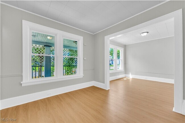 Photo - 3153 W 88th St