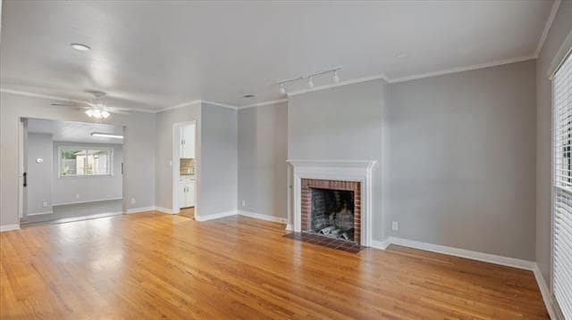 Photo - 6321 Calmont Ave