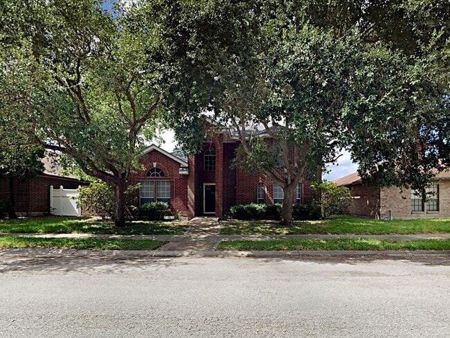 Photo - No Application Fees* $1000 off 1st months ... Casa