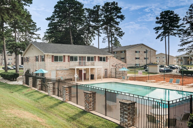Photo - Crown Pointe Apartment Homes