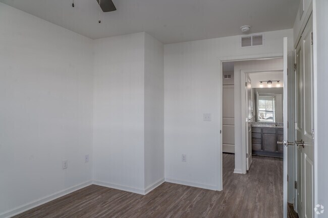 3BR, 2BA - 1,136SF - Second Bedroom