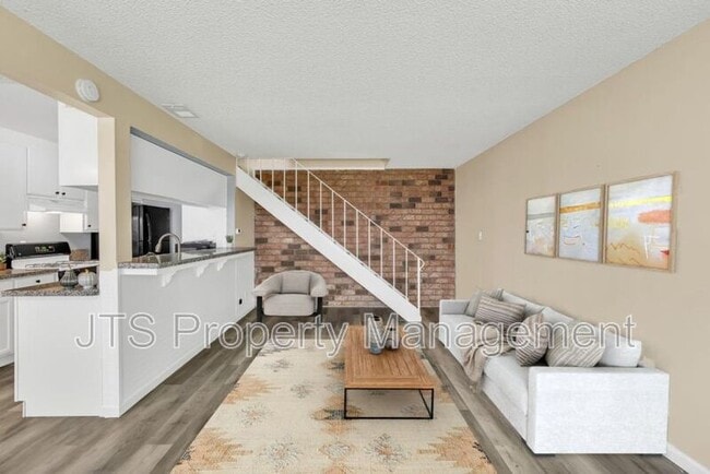 Photo - 6436 Bremen Dr Unit APT 3