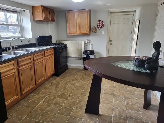 Photo - 3648 Grove Ave