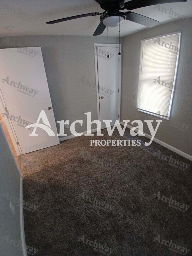 Photo - 913 S 11th St