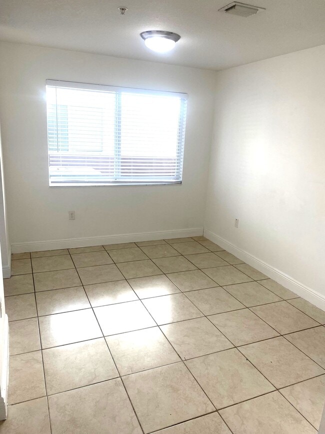 Palm West Apartments