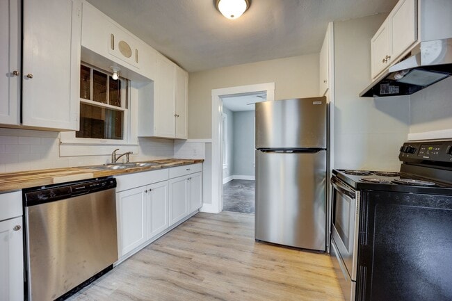 Photo - Freshly Updated 2 Bedroom House