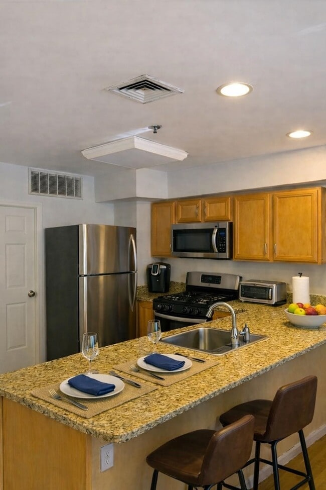 Photo - 524 Bloomfield St Unit 4