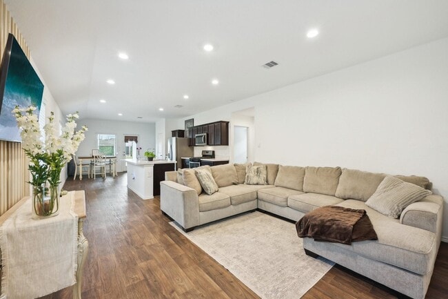 Photo - 22530 Aspen Tarn Trl