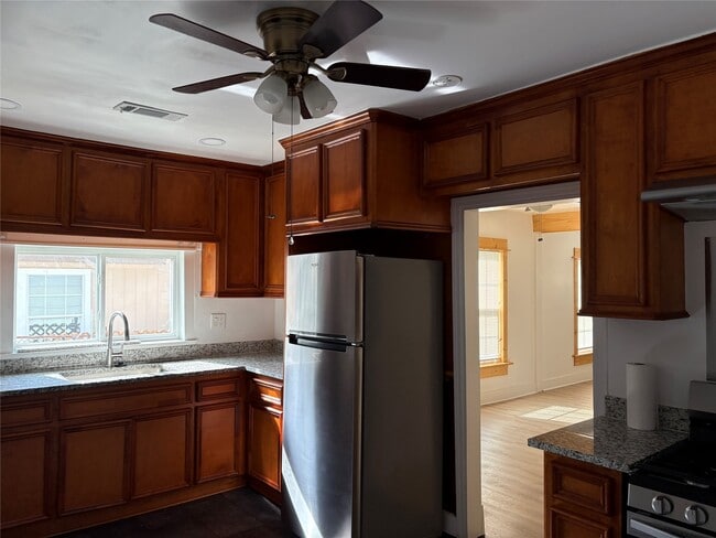 Photo - 9210 E Ave O