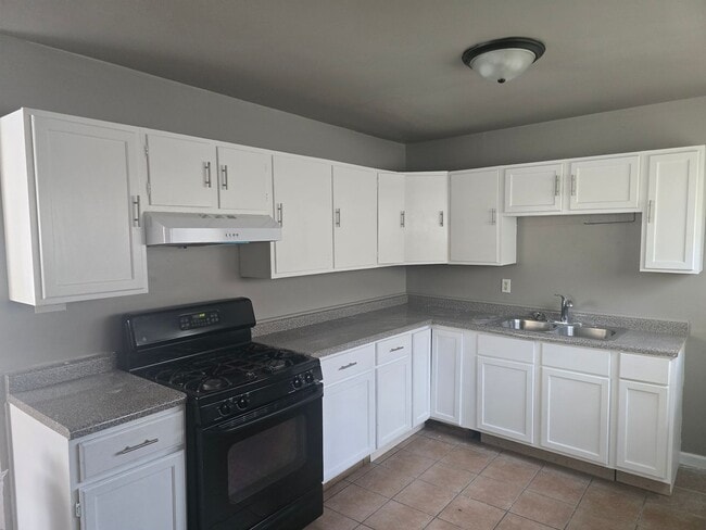 Photo - 3 Bedroom Slab Home with Garage