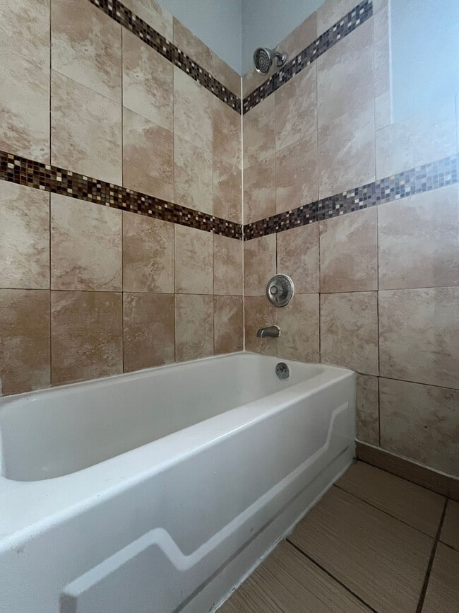 Photo - 90 E 25th St Unit 12