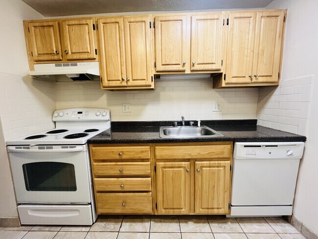 Photo - 46 Gardner St Unit 3B