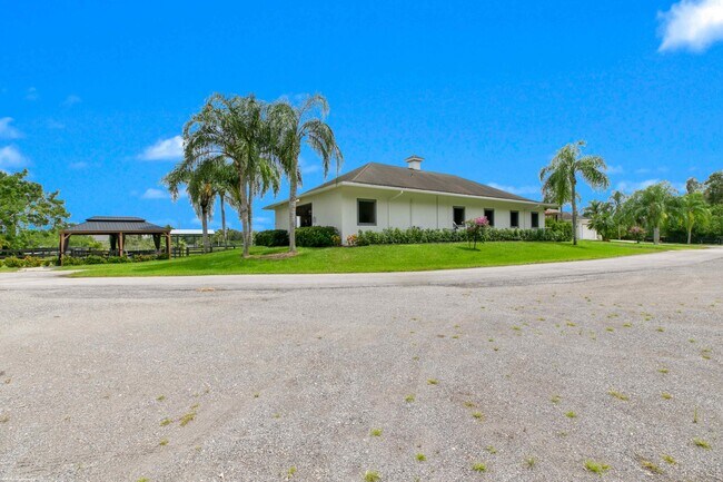 Photo - 15920 46th Ln S